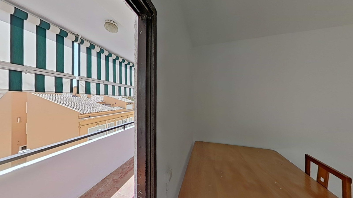 Middle Floor Apartment bilde 16