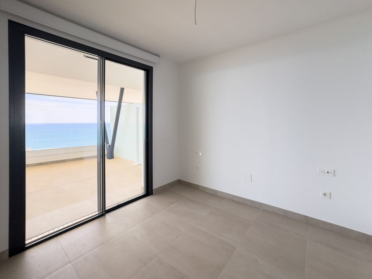 Middle Floor Apartment bilde 11