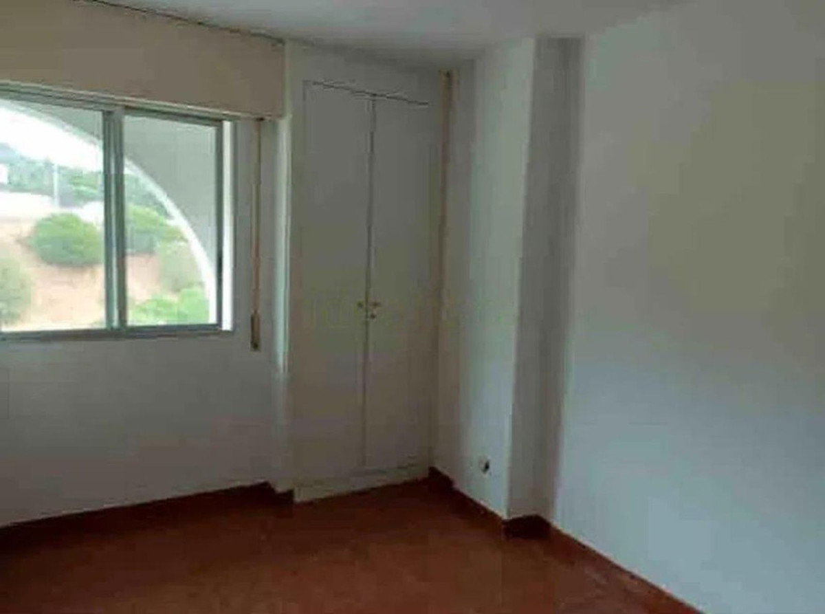 Middle Floor Apartment bilde 7