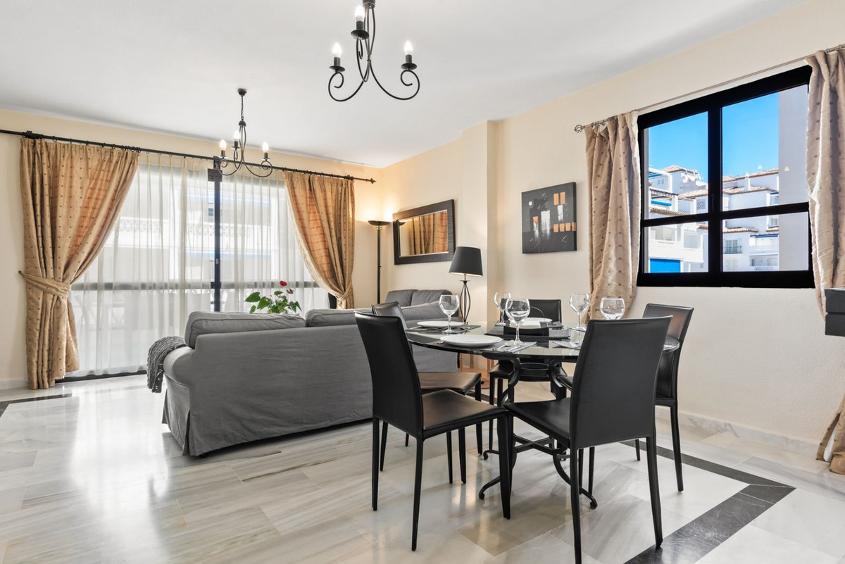 Middle Floor Apartment bilde 3