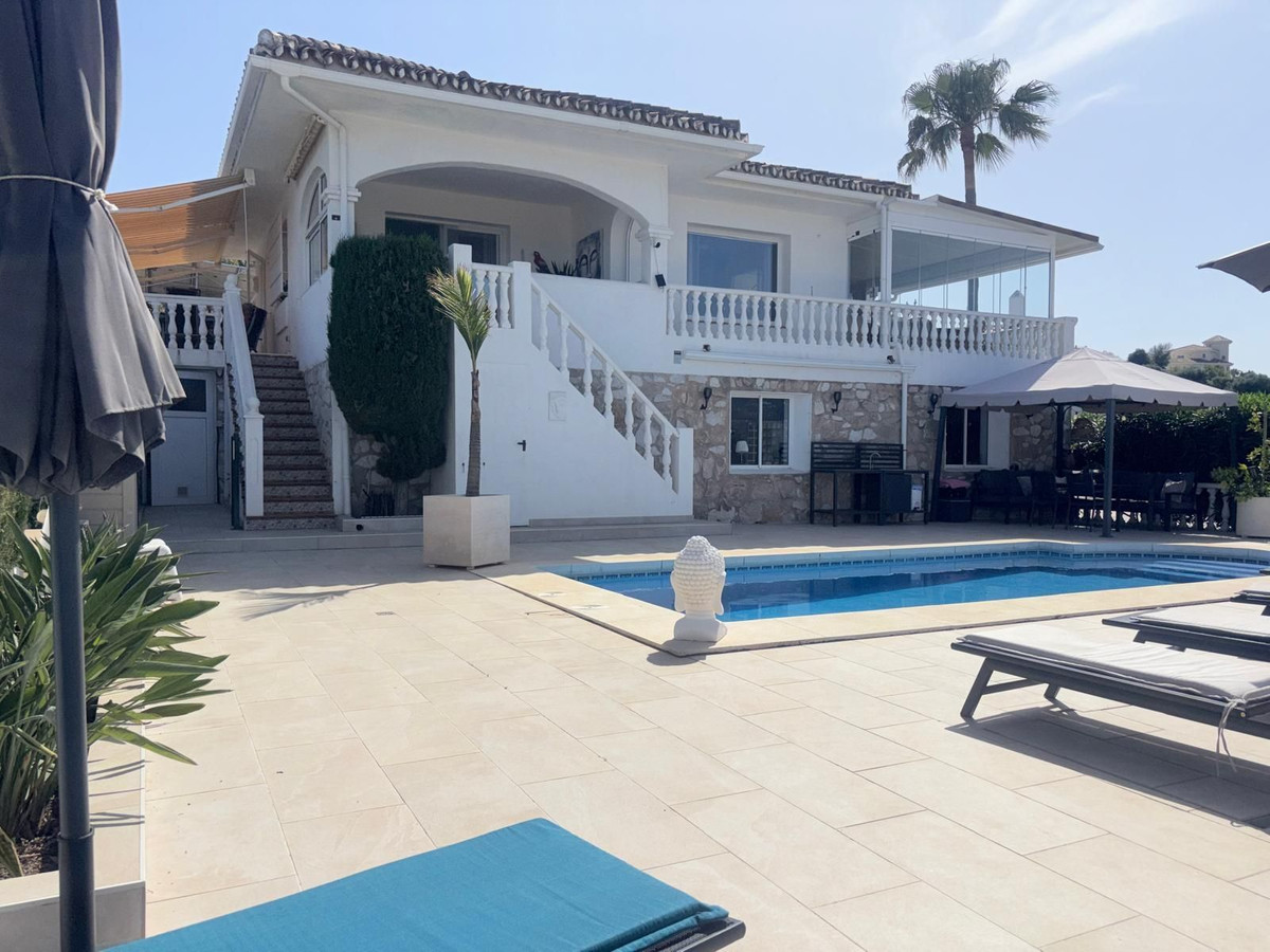 Detached Villa bilde 3