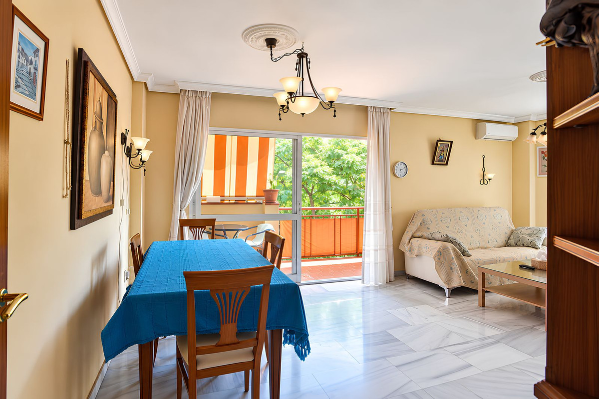 Middle Floor Apartment bilde 12