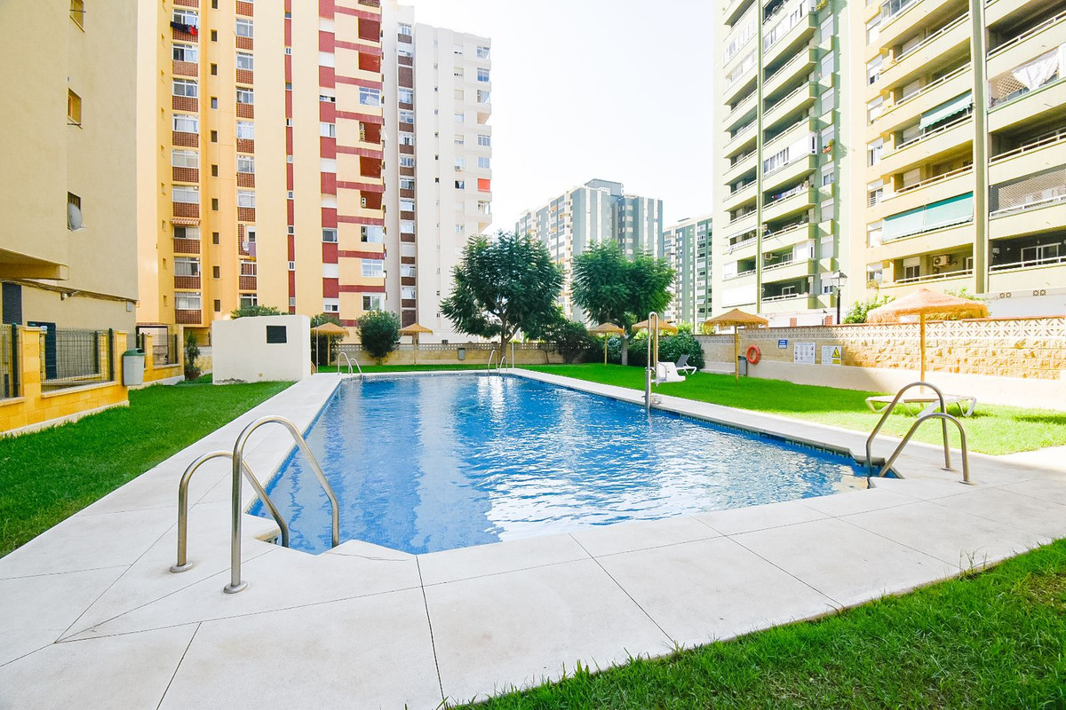 Middle Floor Apartment bilde 2