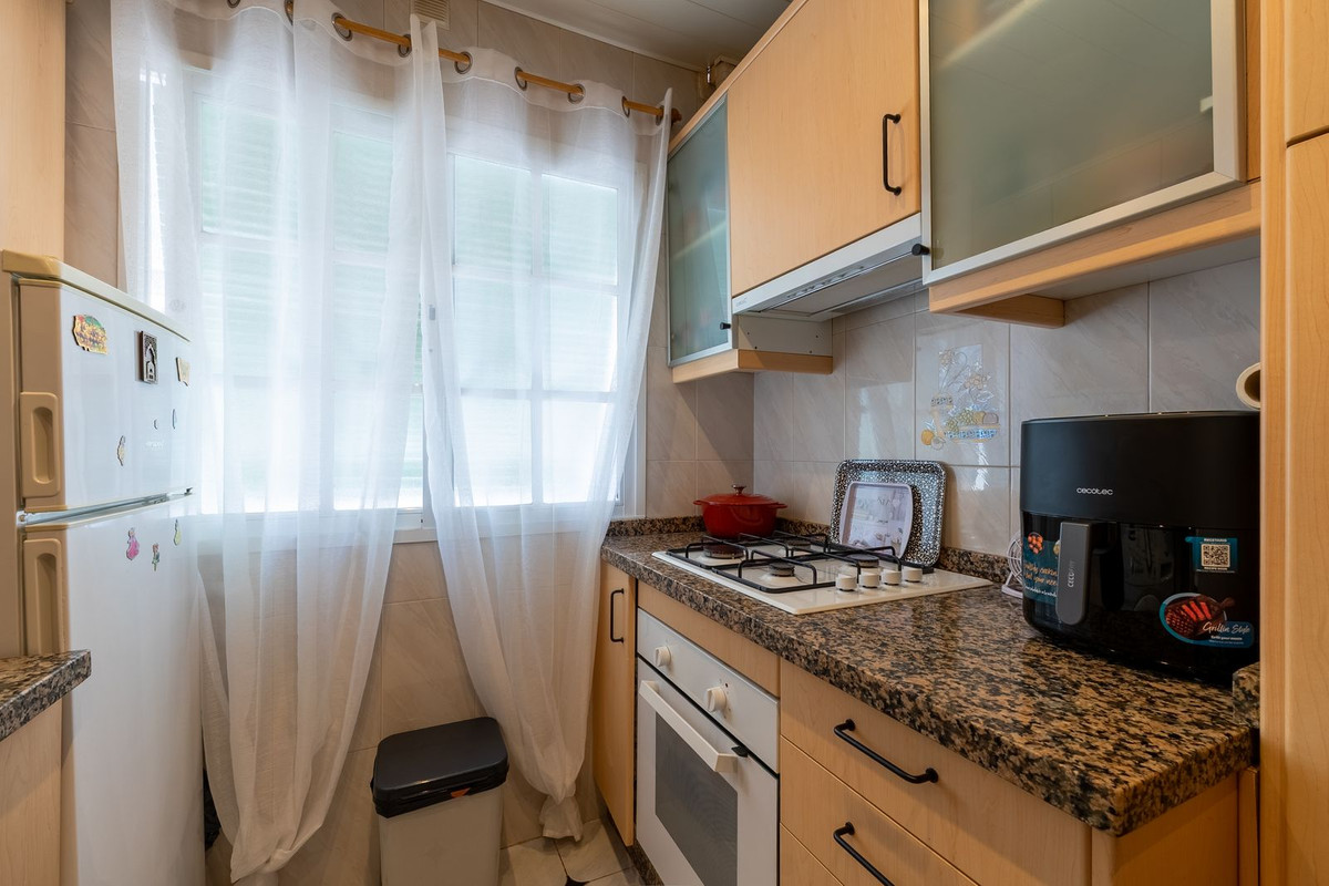 Middle Floor Apartment bilde 12