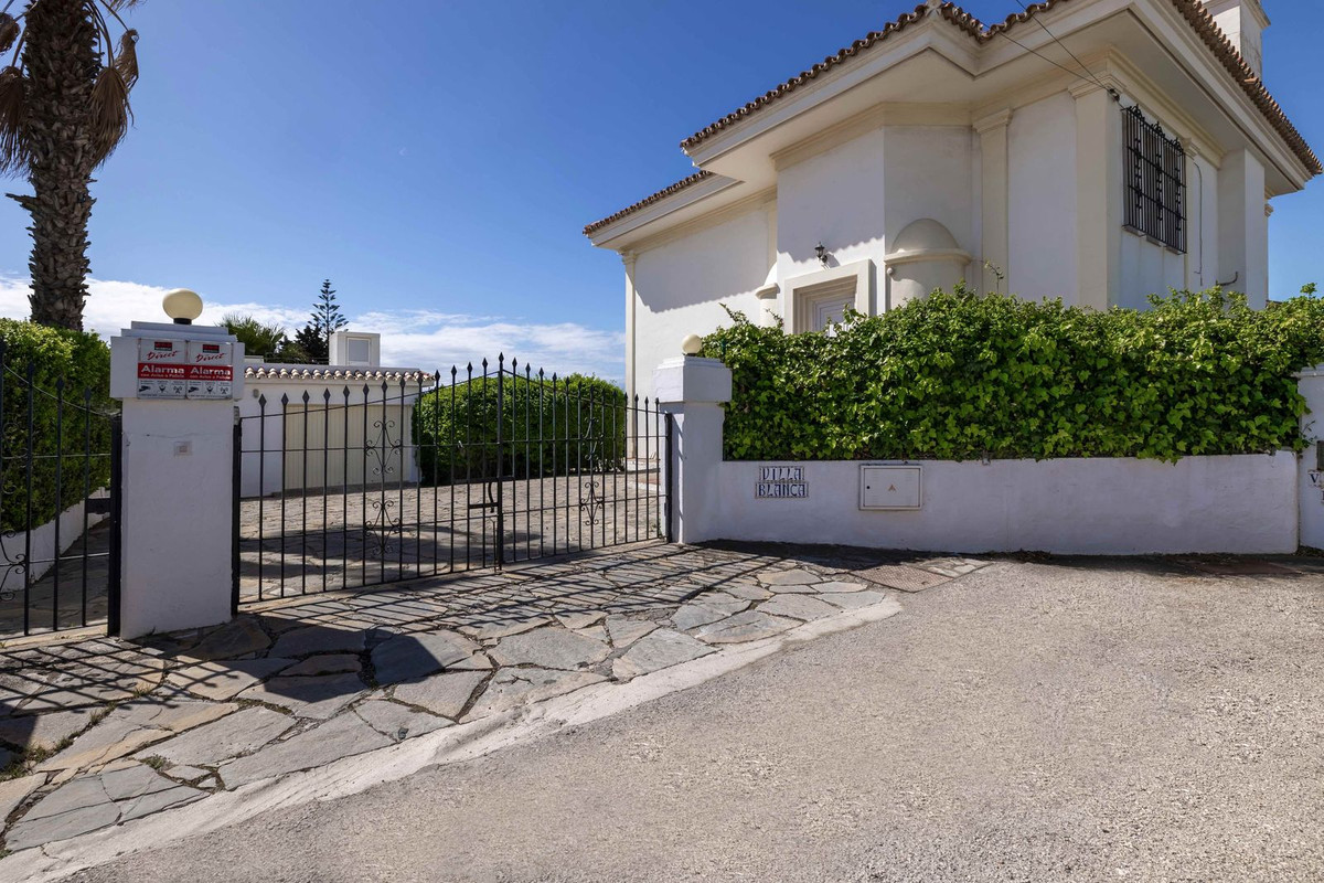 Detached Villa bilde 30