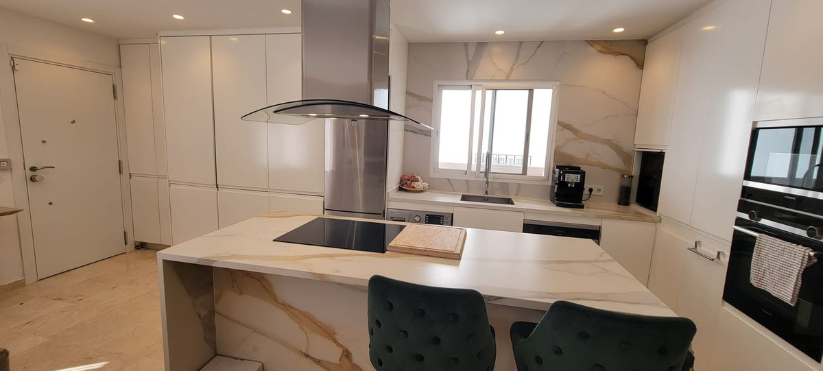 Middle Floor Apartment bilde 8