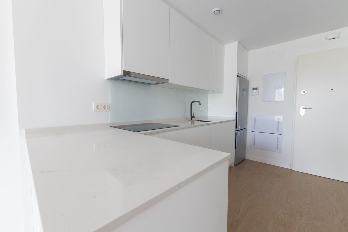 Middle Floor Apartment bilde 5