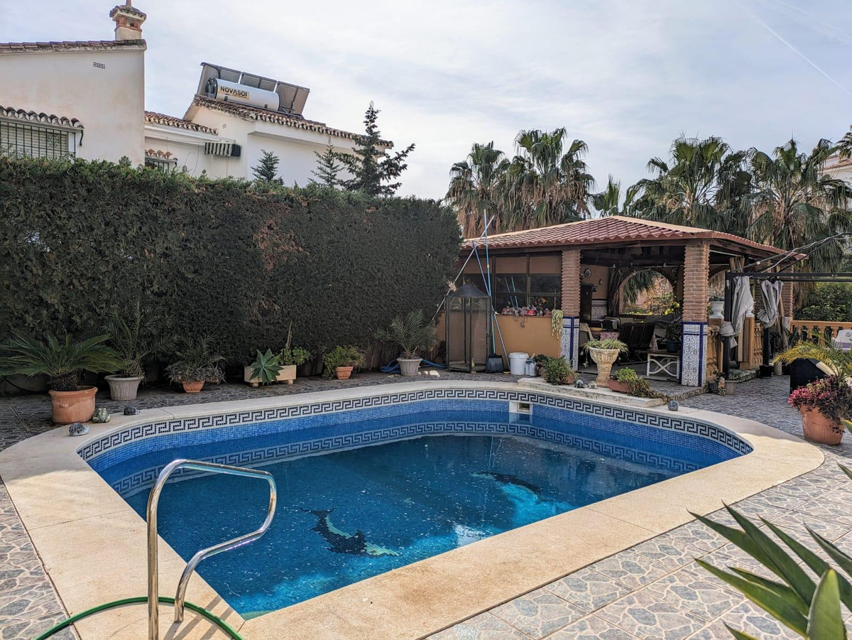 Detached Villa bilde 2