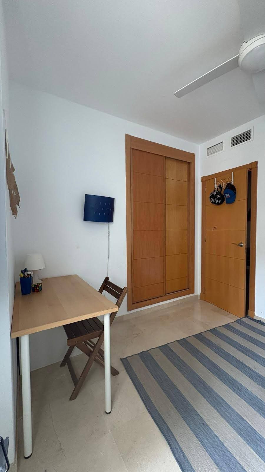 Middle Floor Apartment bilde 19