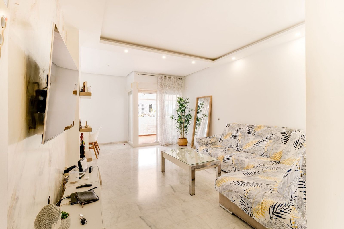Middle Floor Apartment bilde 8