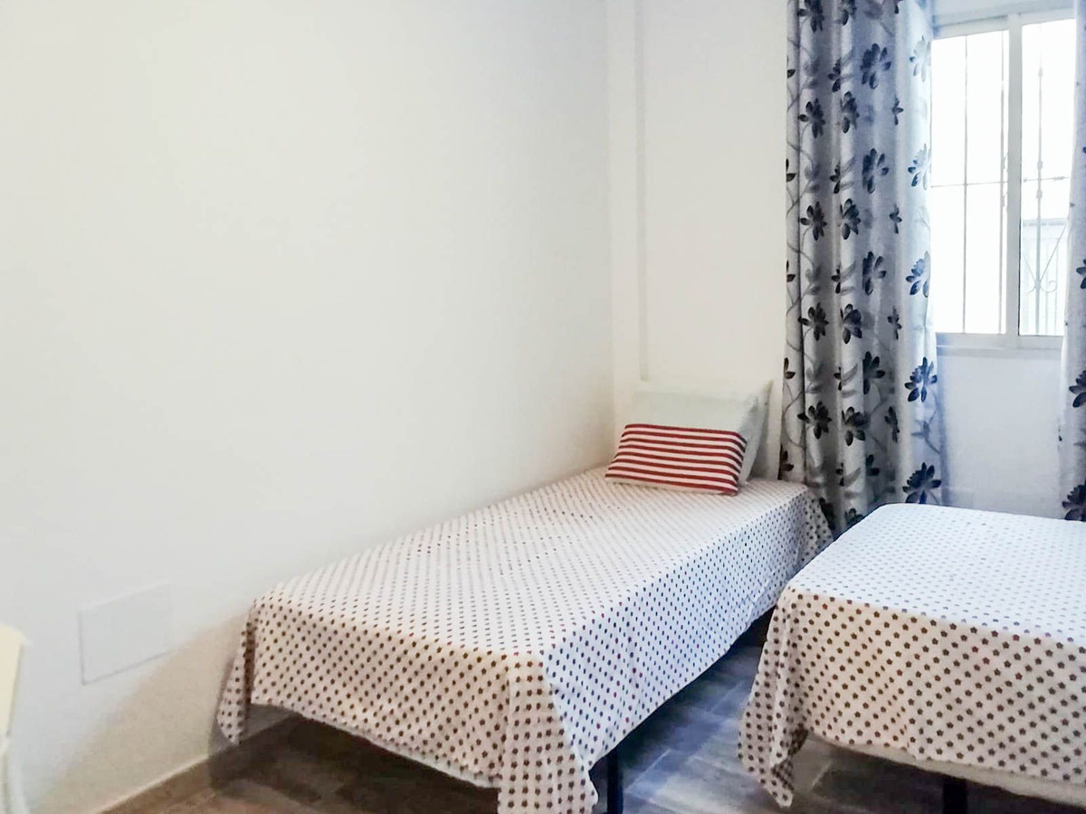 Middle Floor Apartment bilde 42