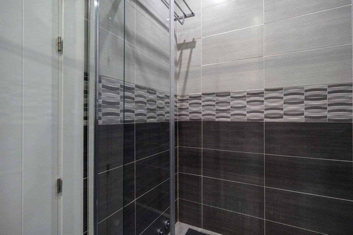 Middle Floor Apartment bilde 10