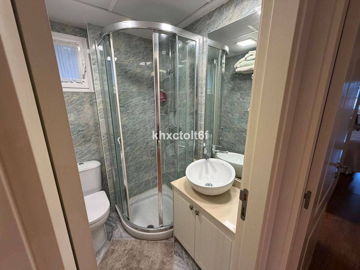 Middle Floor Apartment bilde 16