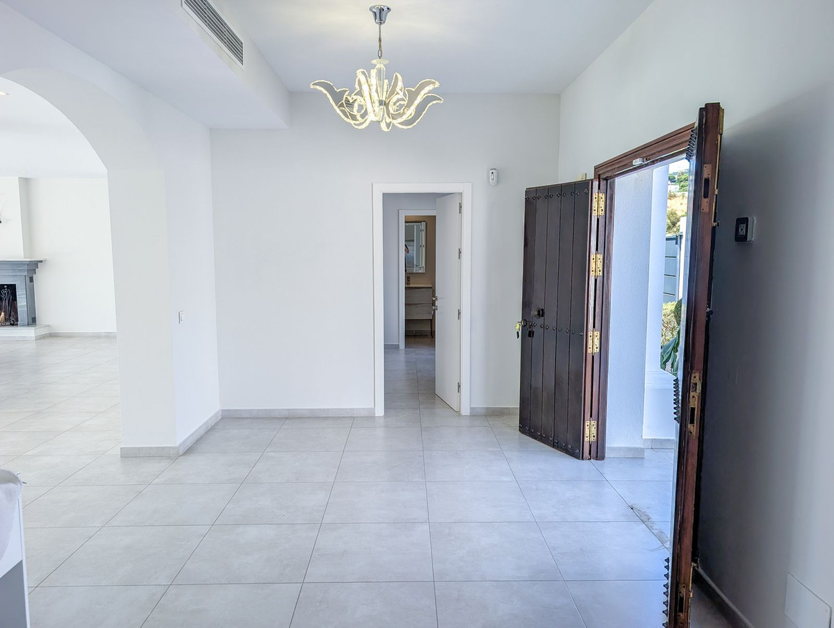 Detached Villa bilde 19