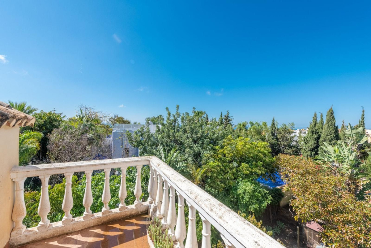 Detached Villa bilde 2