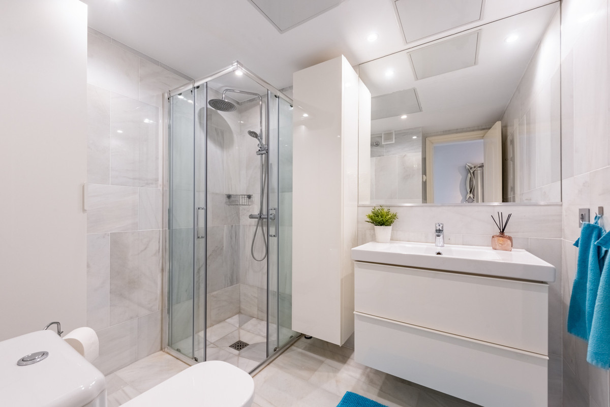 Middle Floor Apartment bilde 15