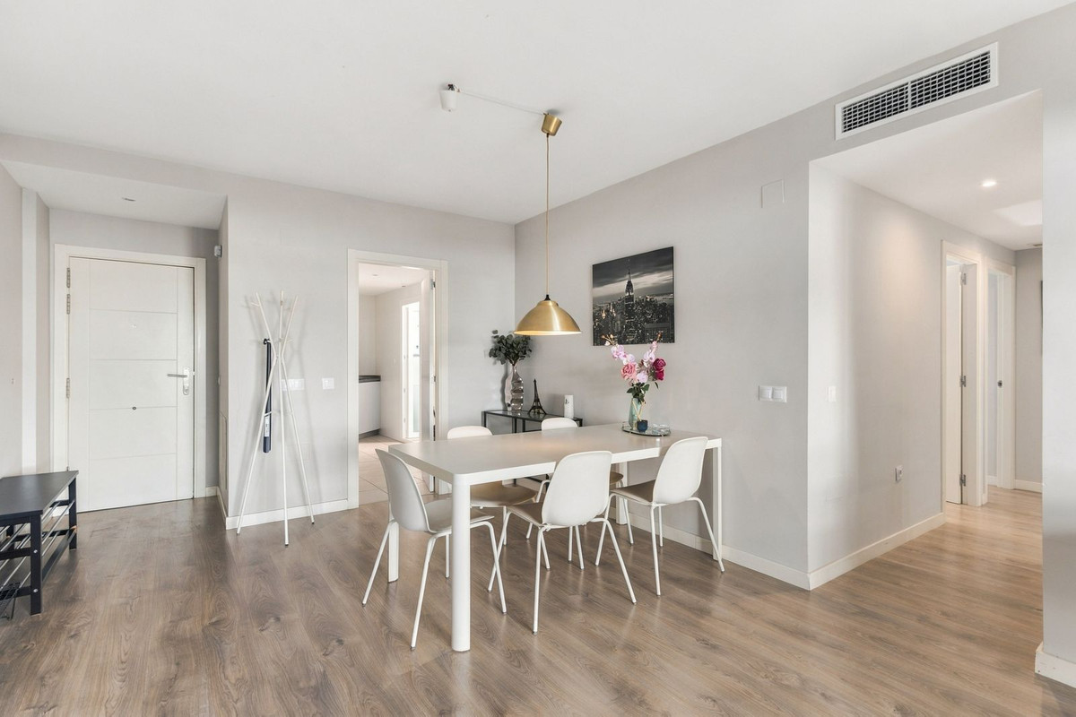 Middle Floor Apartment bilde 8