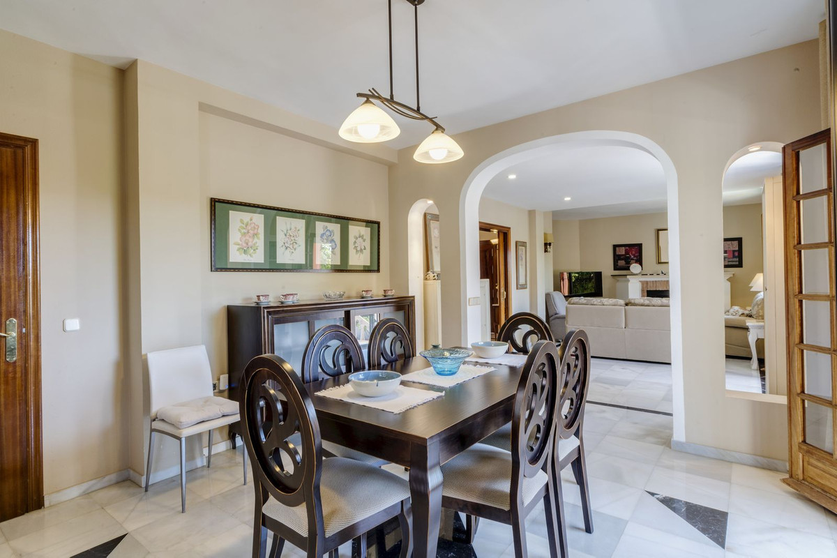 Detached Villa bilde 17