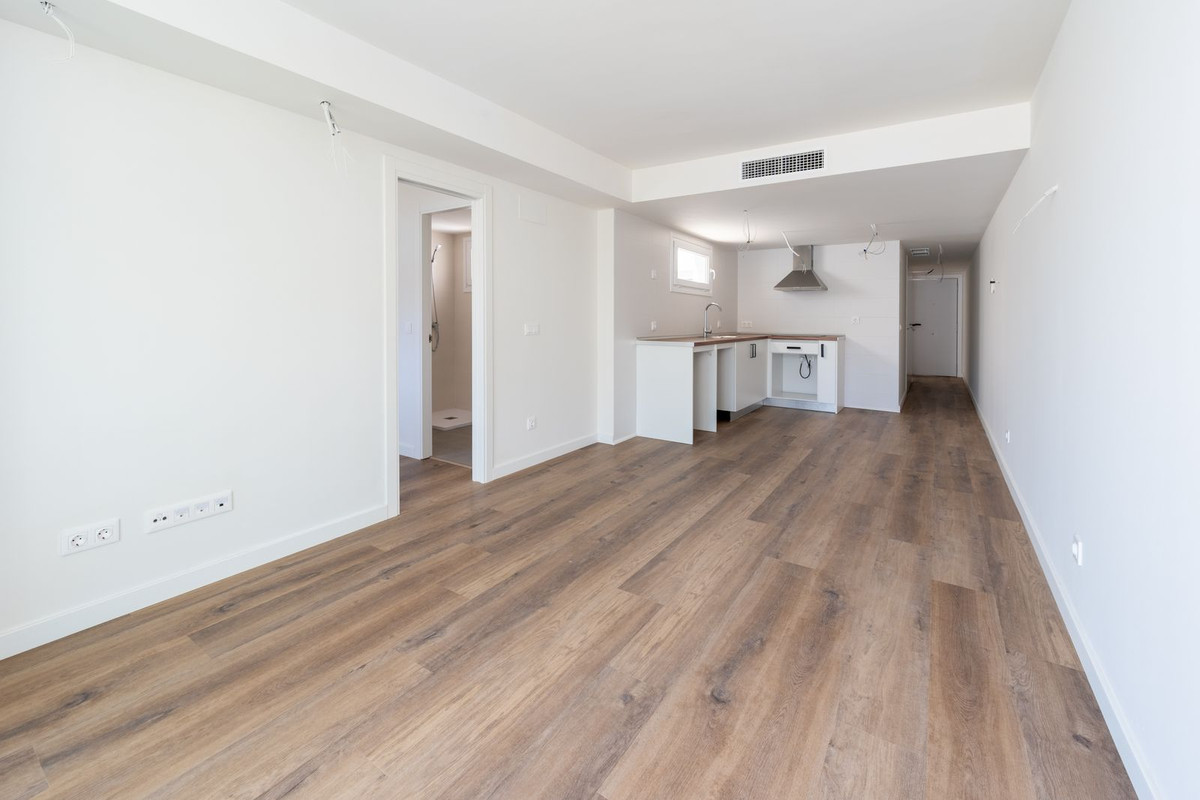 Middle Floor Apartment bilde 6