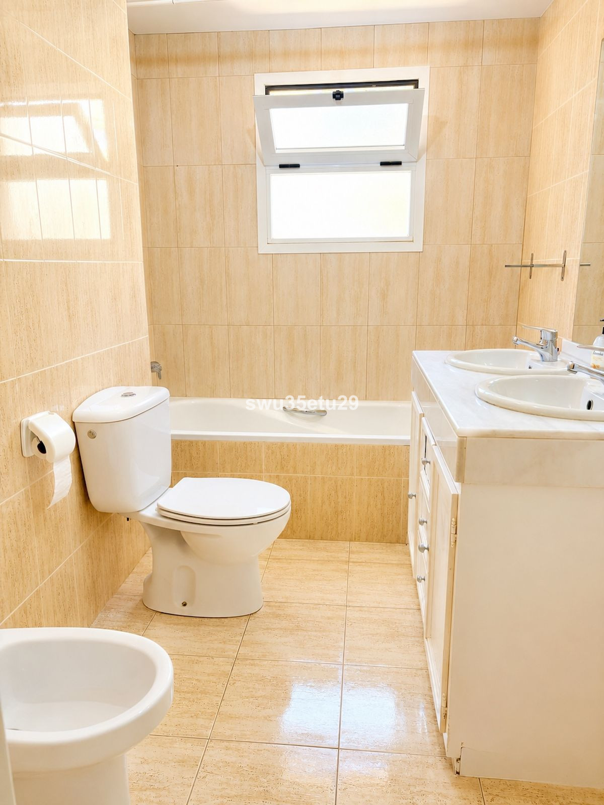 Middle Floor Apartment bilde 16
