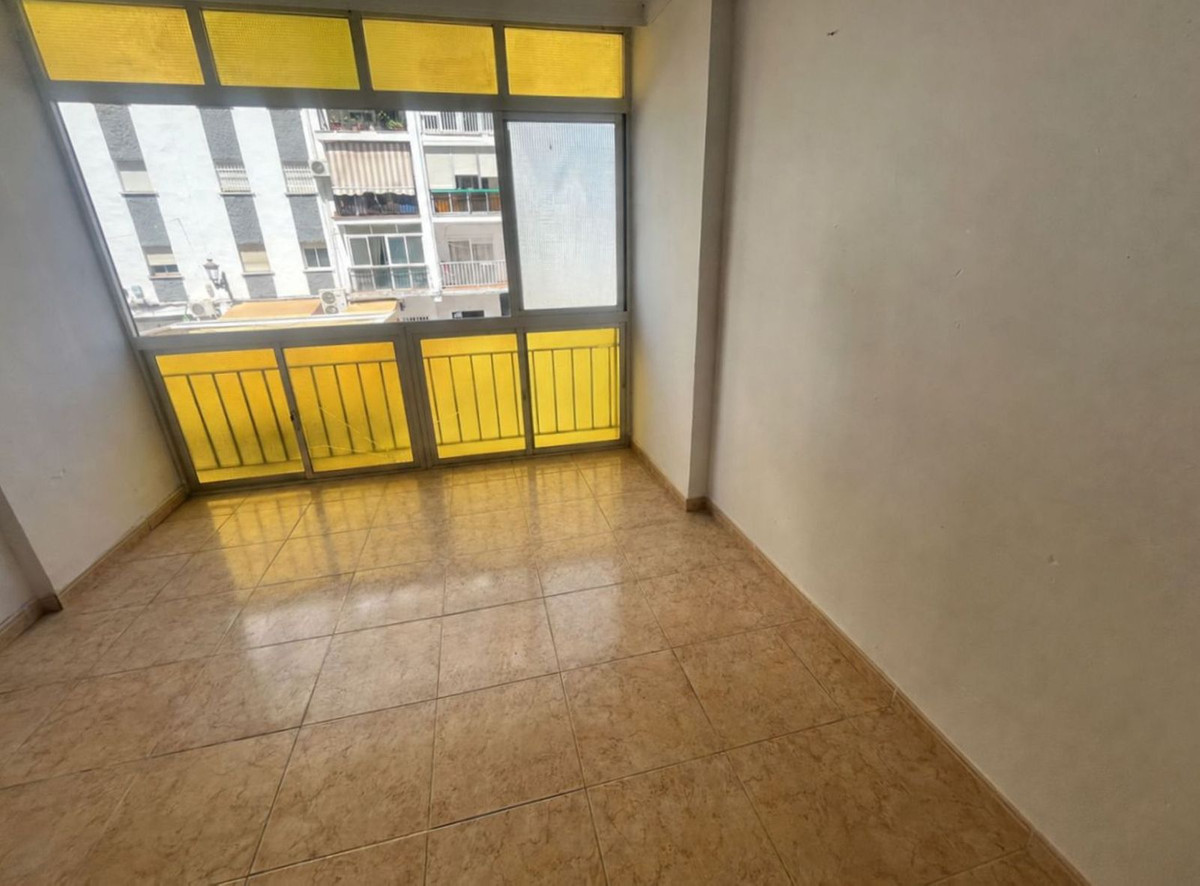 Middle Floor Apartment bilde 1