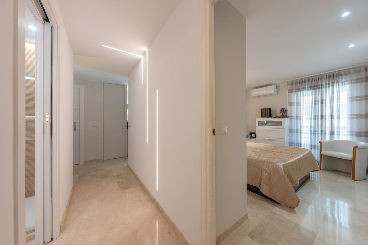 Middle Floor Apartment bilde 12