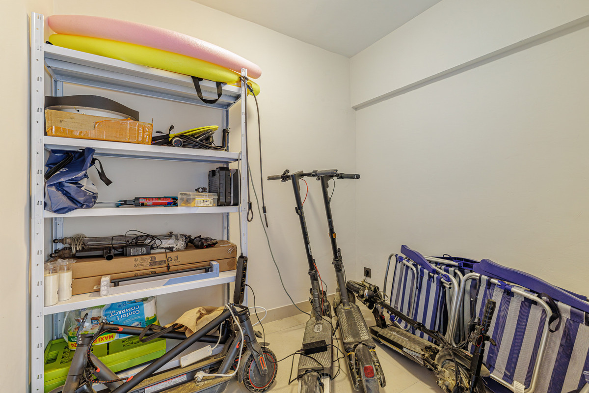 Middle Floor Apartment bilde 38