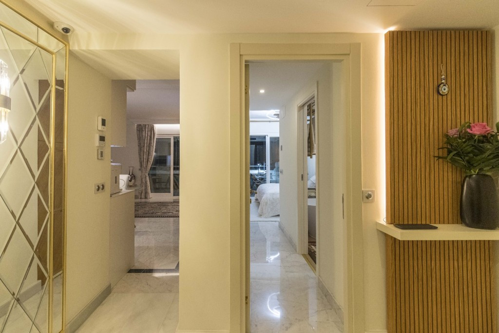Middle Floor Apartment bilde 15
