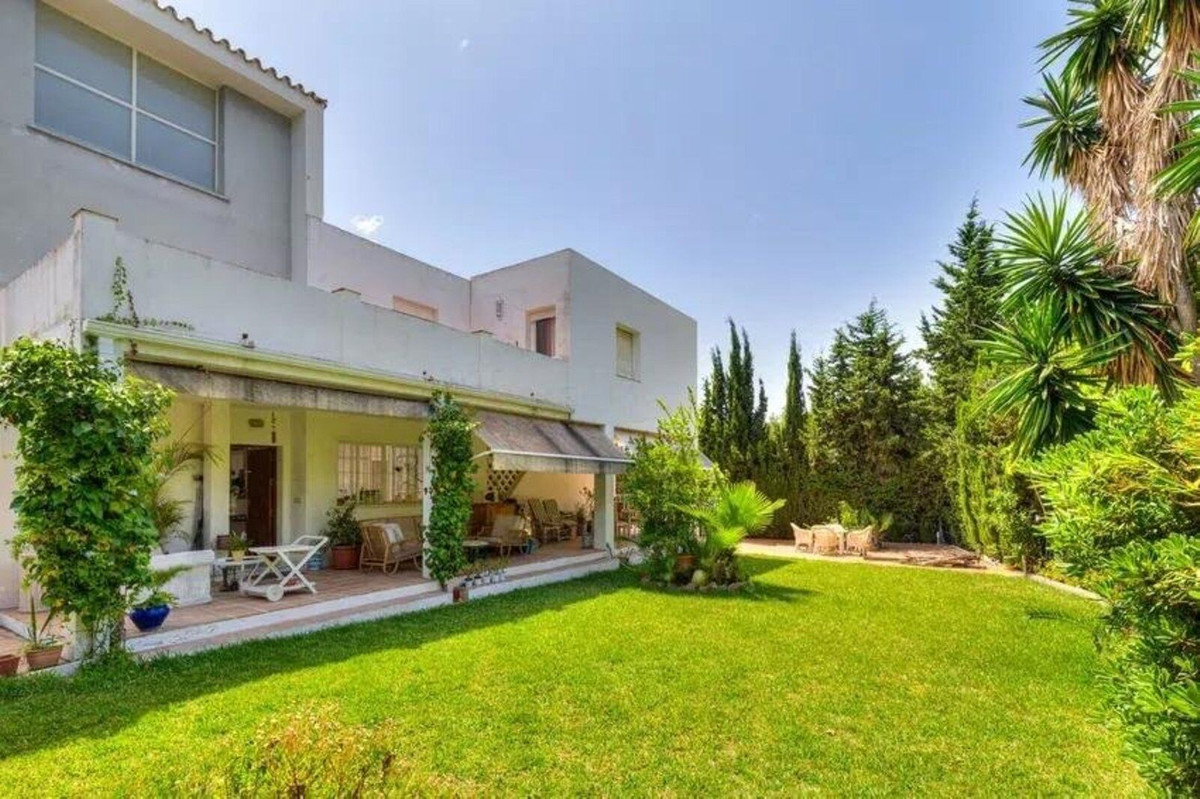 Detached Villa bilde 5
