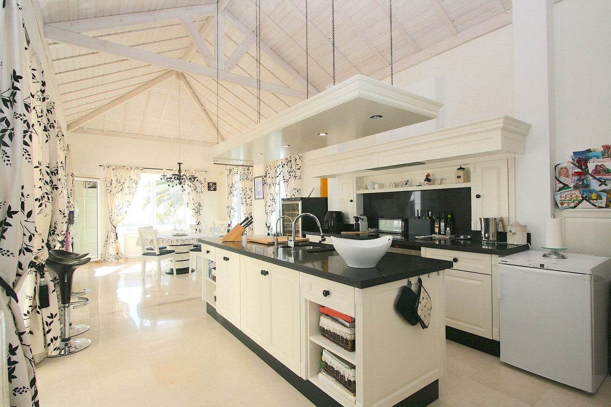Detached Villa bilde 3