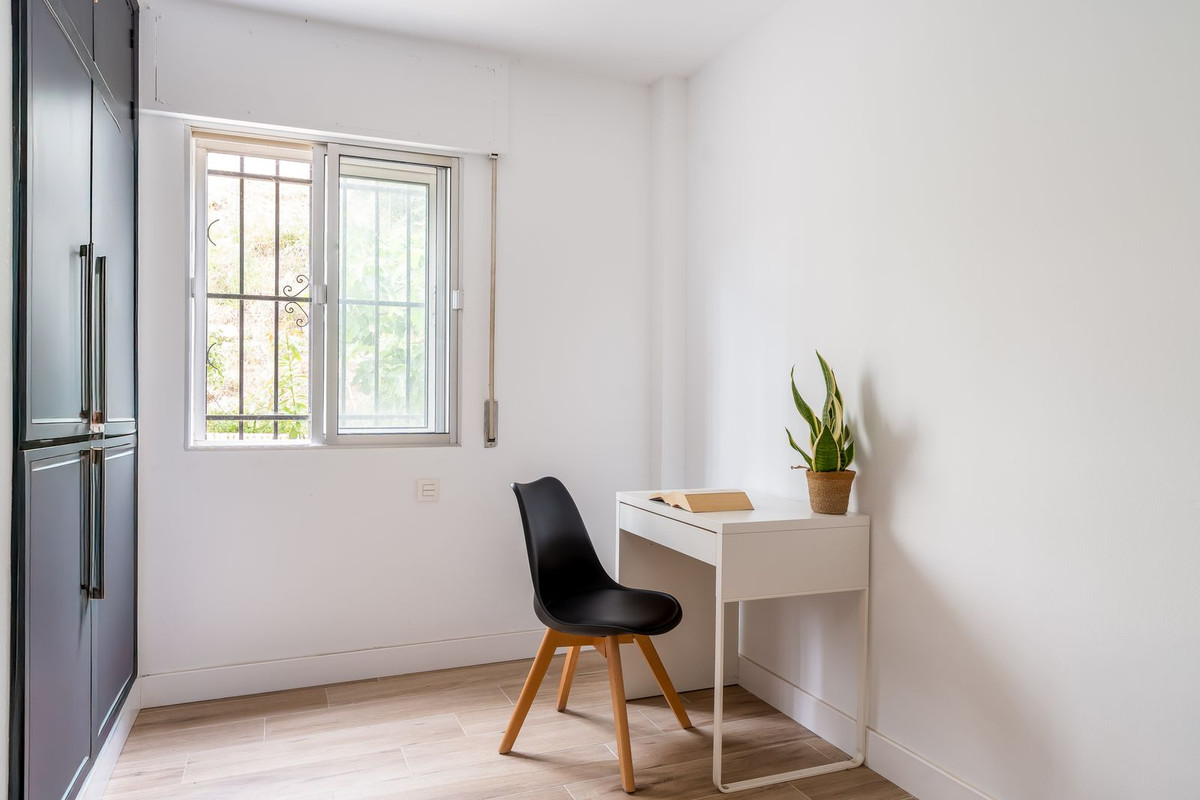 Middle Floor Apartment bilde 7