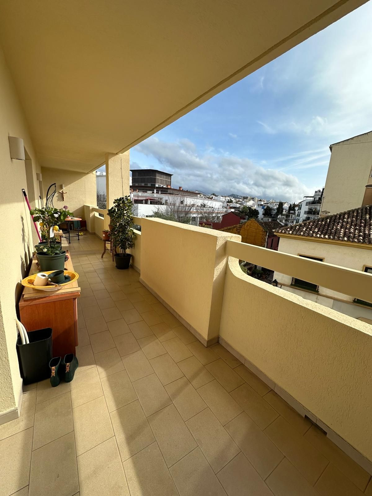 Middle Floor Apartment bilde 1