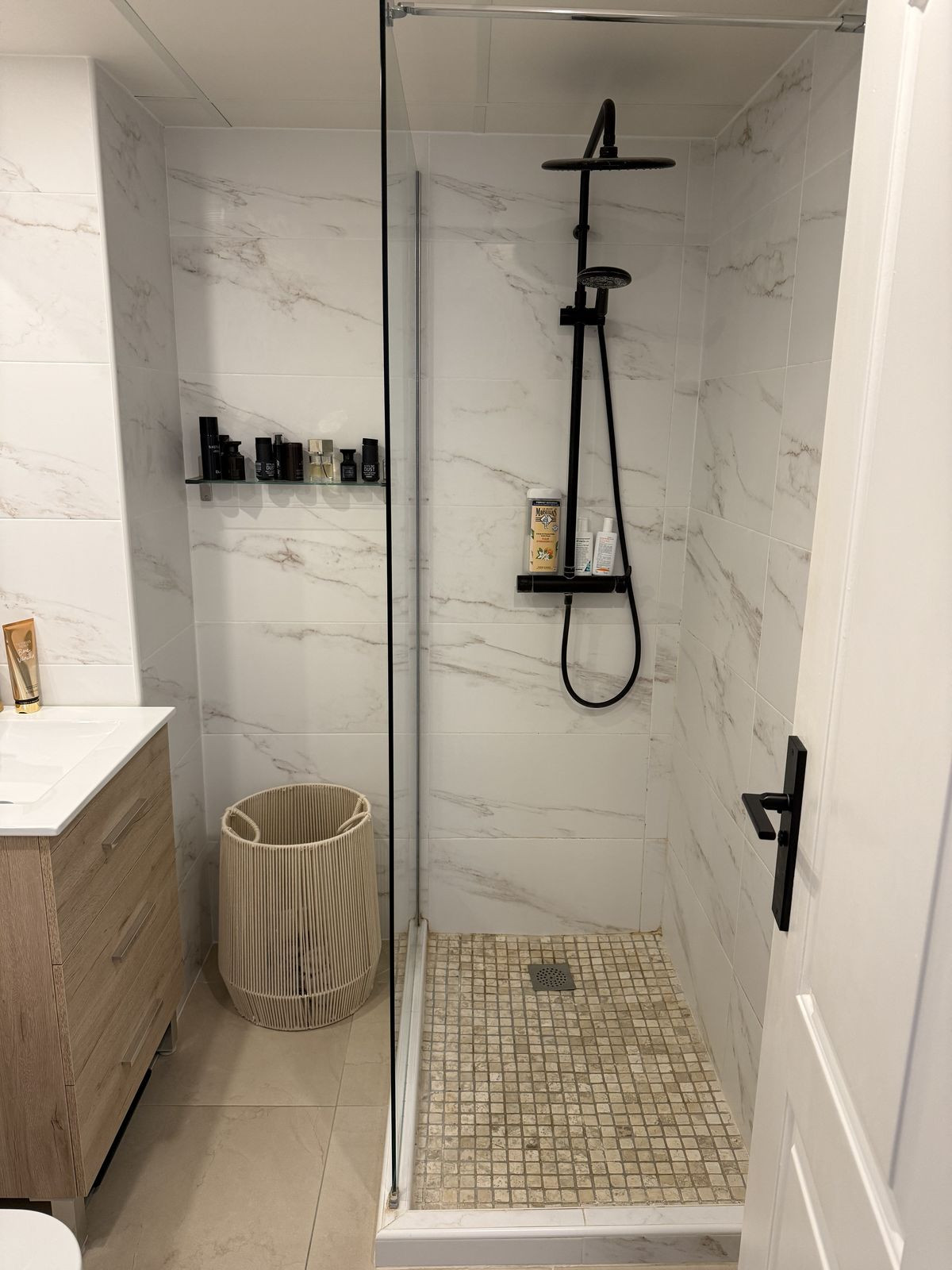 Middle Floor Apartment bilde 14