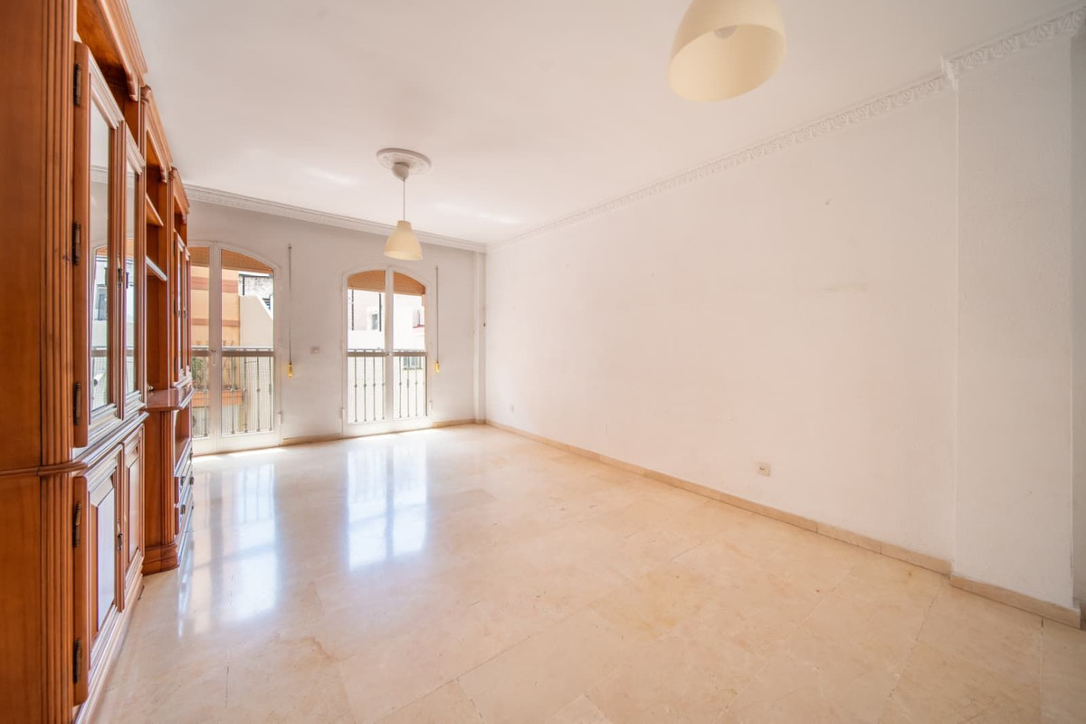 Middle Floor Apartment bilde 5