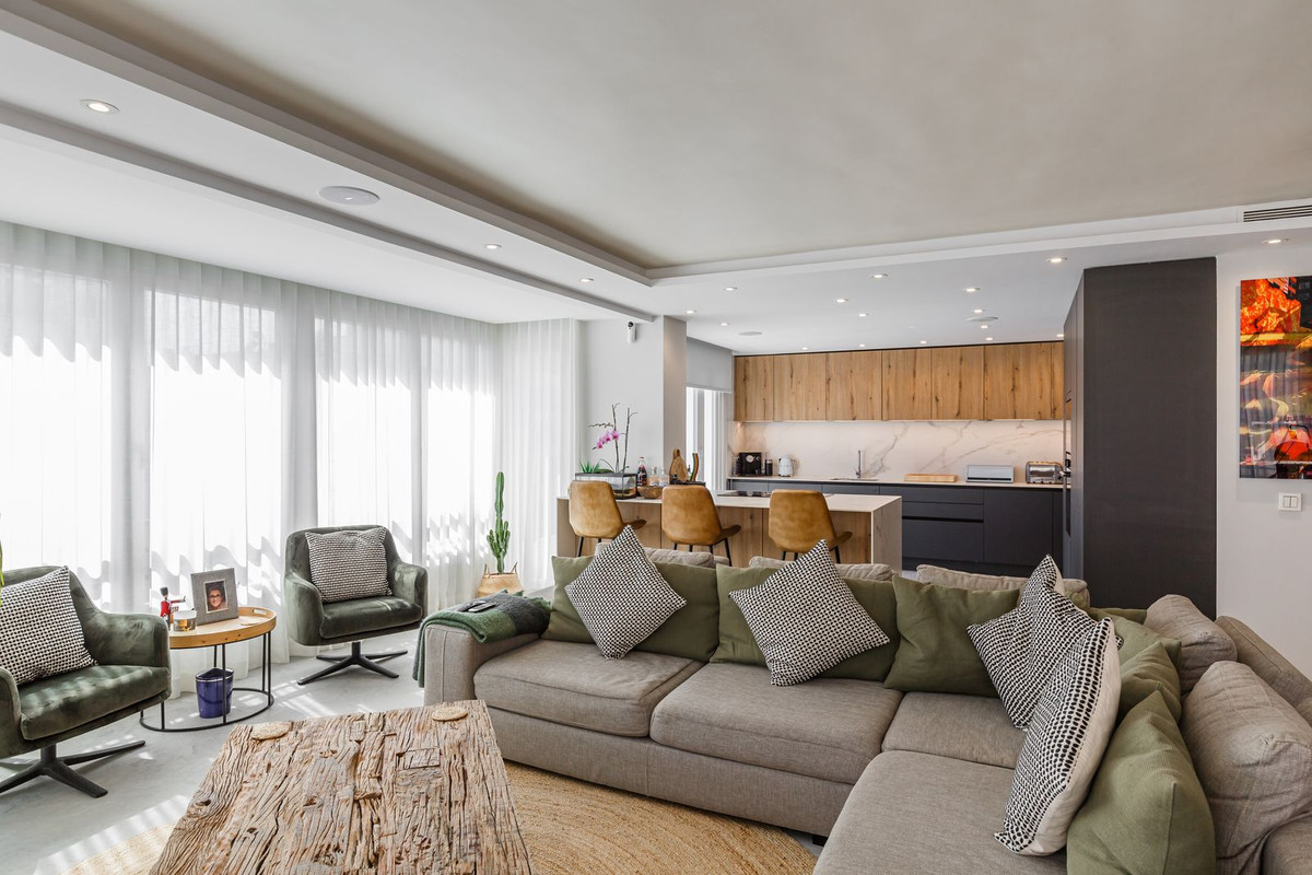 Middle Floor Apartment bilde 2