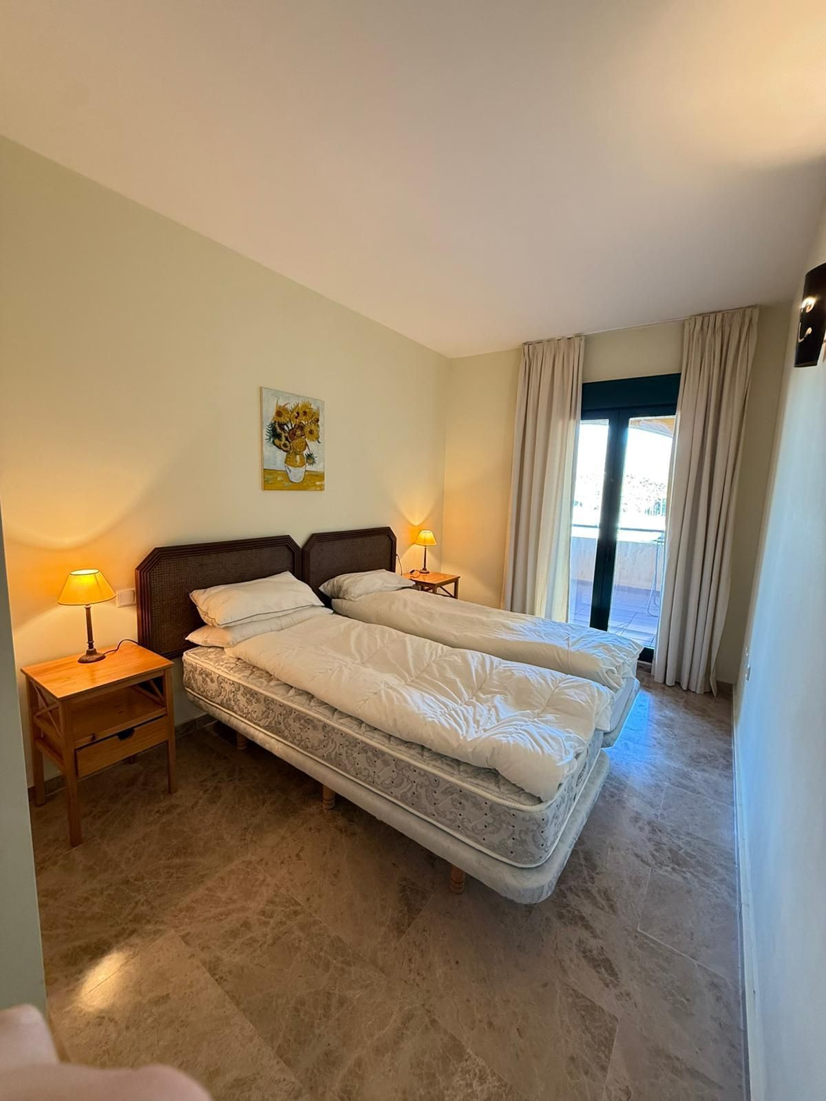 Middle Floor Apartment bilde 6