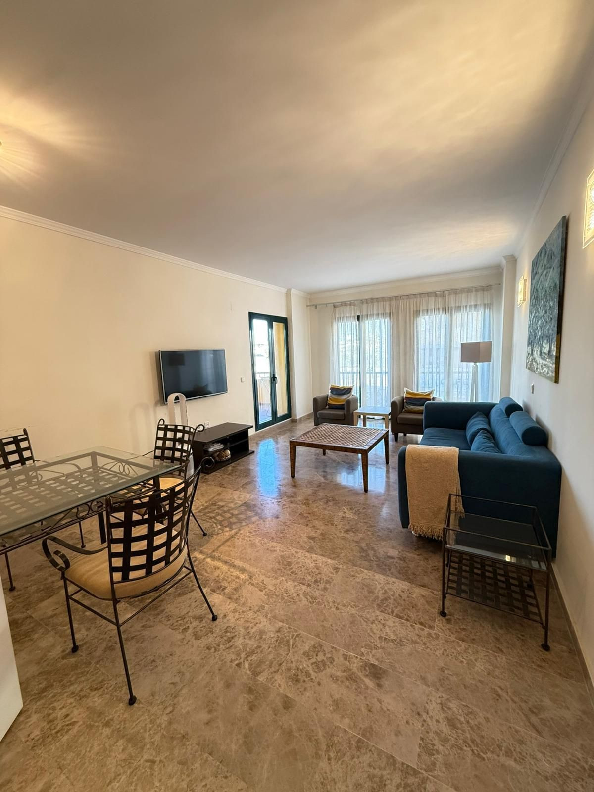 Middle Floor Apartment bilde 5