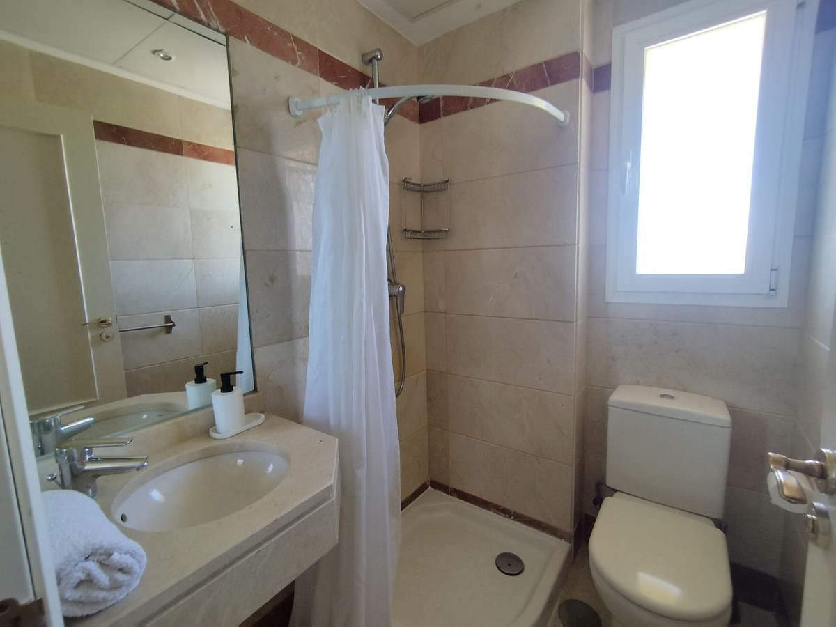 Middle Floor Apartment bilde 17
