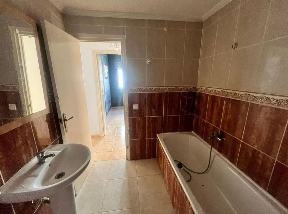 Middle Floor Apartment bilde 7