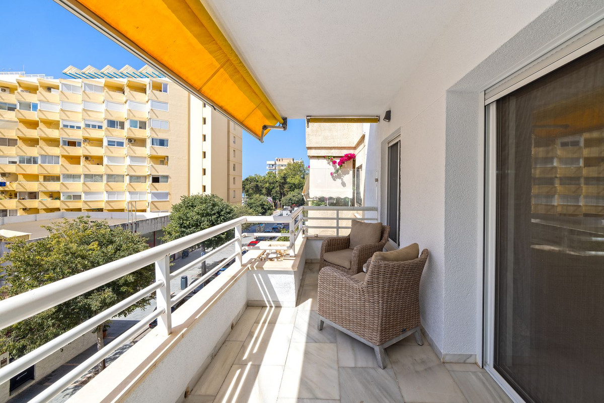Middle Floor Apartment bilde 47