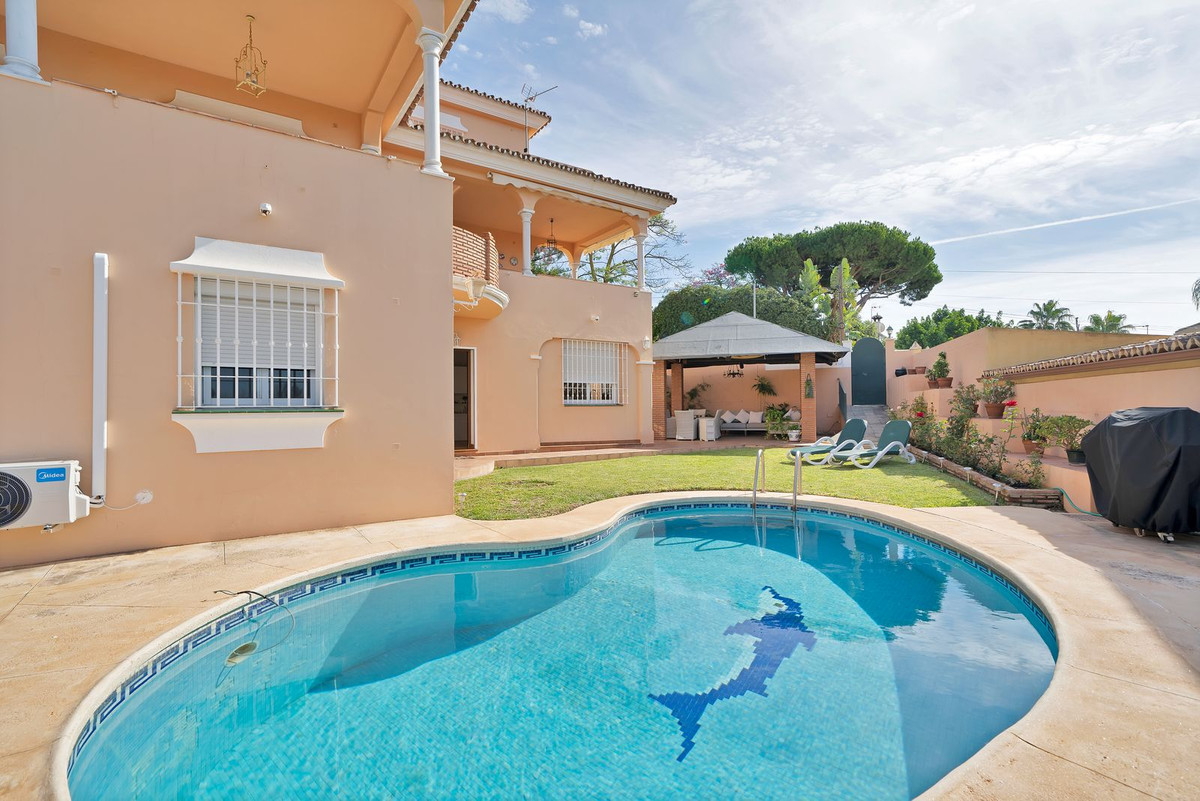Detached Villa bilde 55