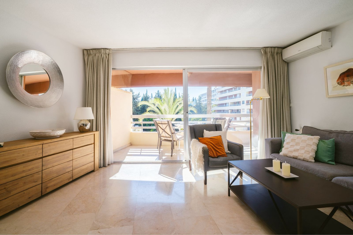 Middle Floor Apartment bilde 1