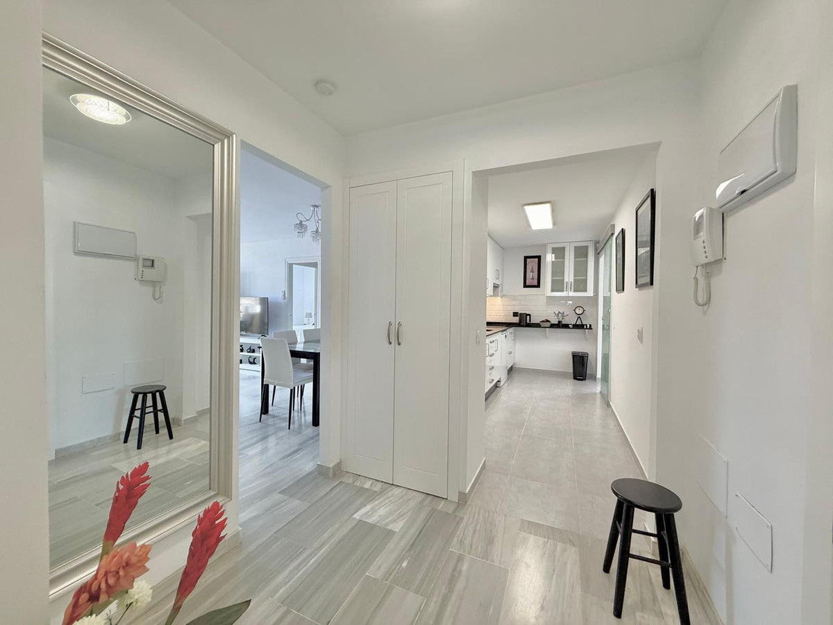 Middle Floor Apartment bilde 12