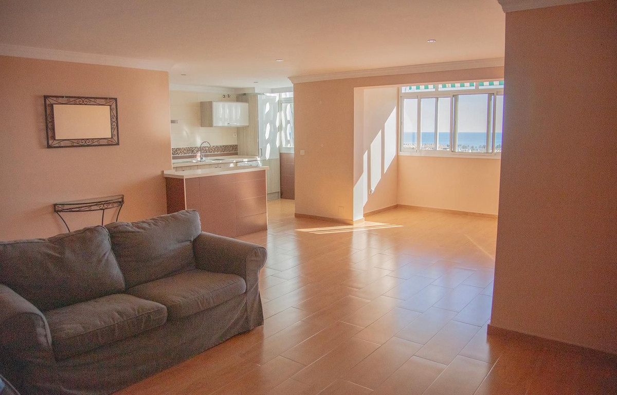 Middle Floor Apartment bilde 2