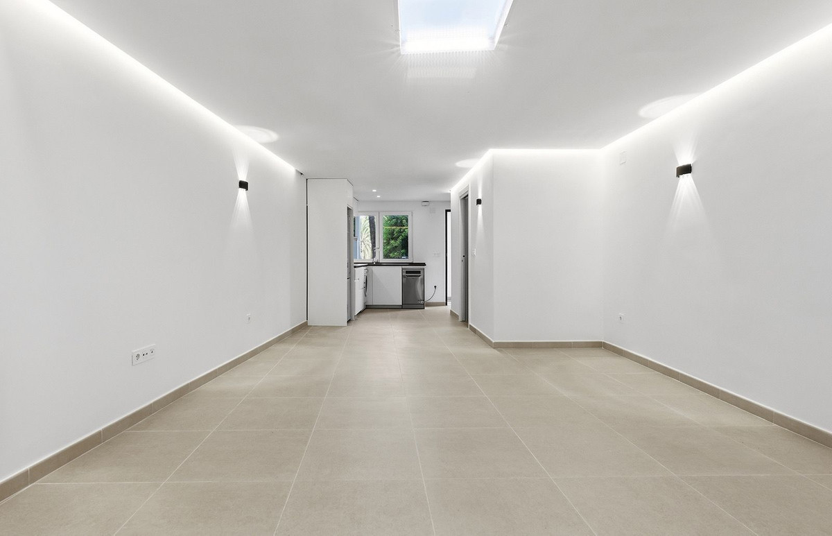 Middle Floor Apartment bilde 15