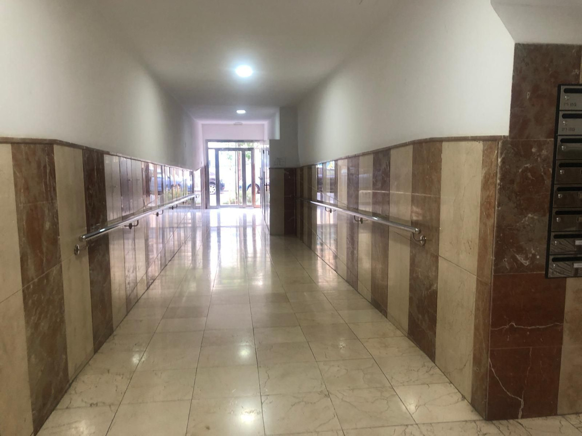 Middle Floor Apartment bilde 5