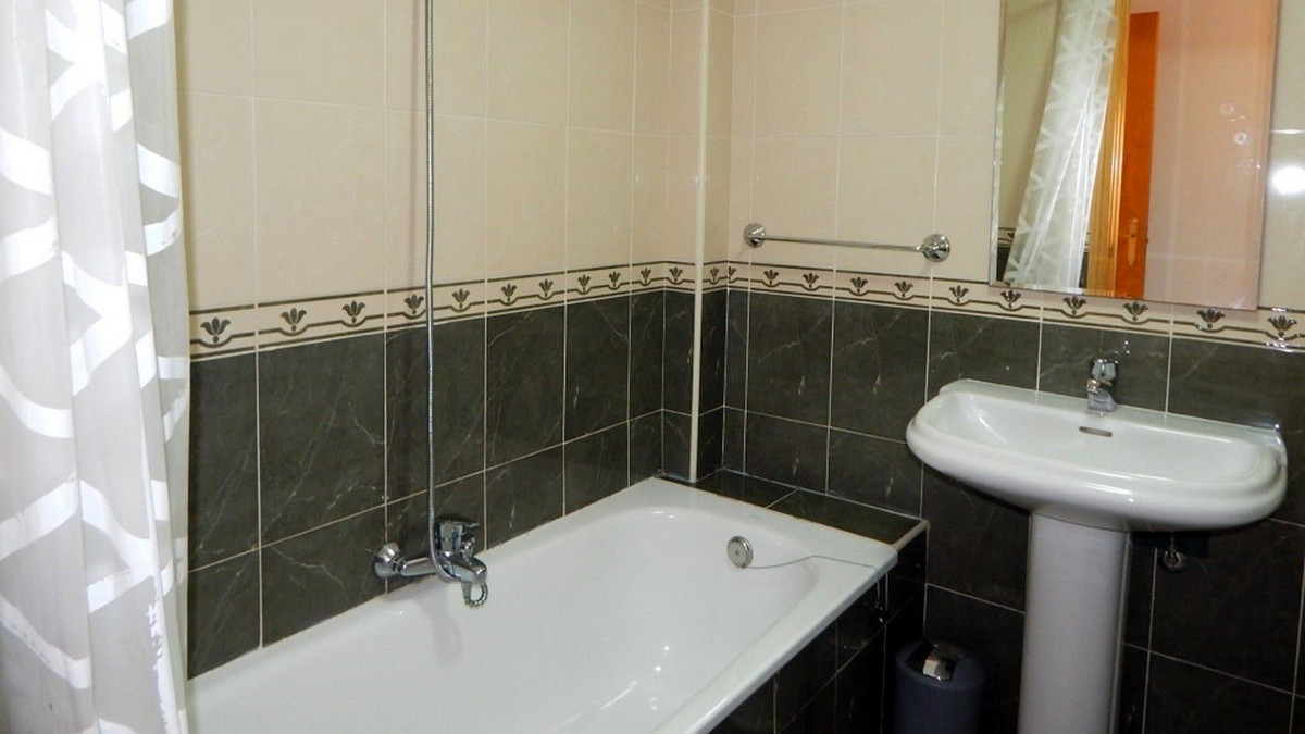 Middle Floor Apartment bilde 13