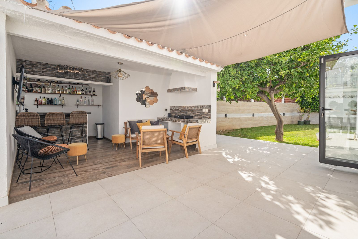 Detached Villa bilde 28