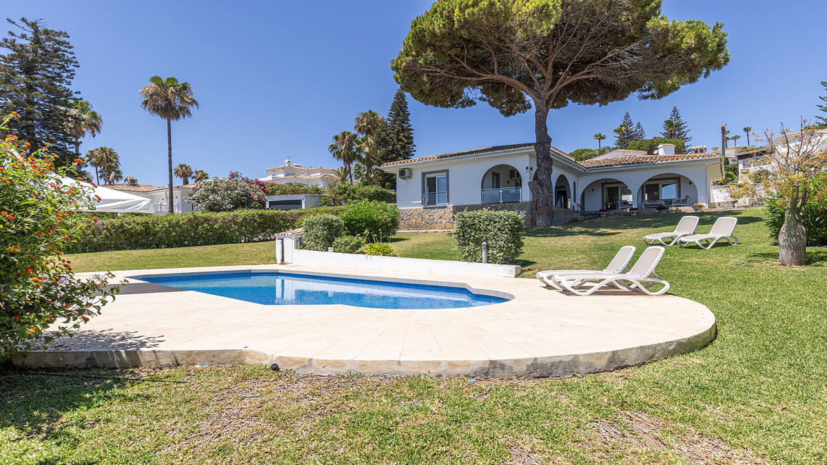 Detached Villa bilde 3
