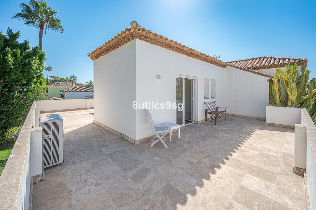Detached Villa bilde 38